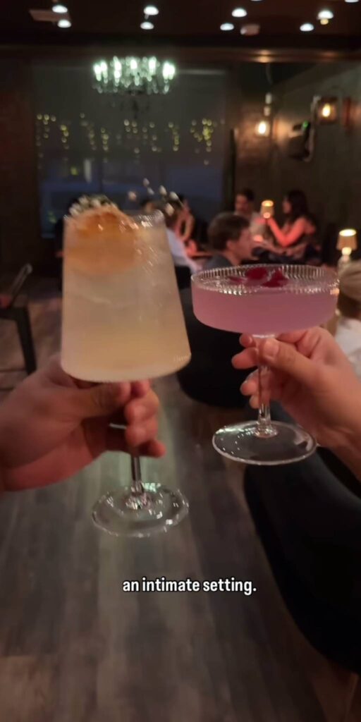 First date bar Houston with intimate cocktails and relaxed seating at Simone on Sunset